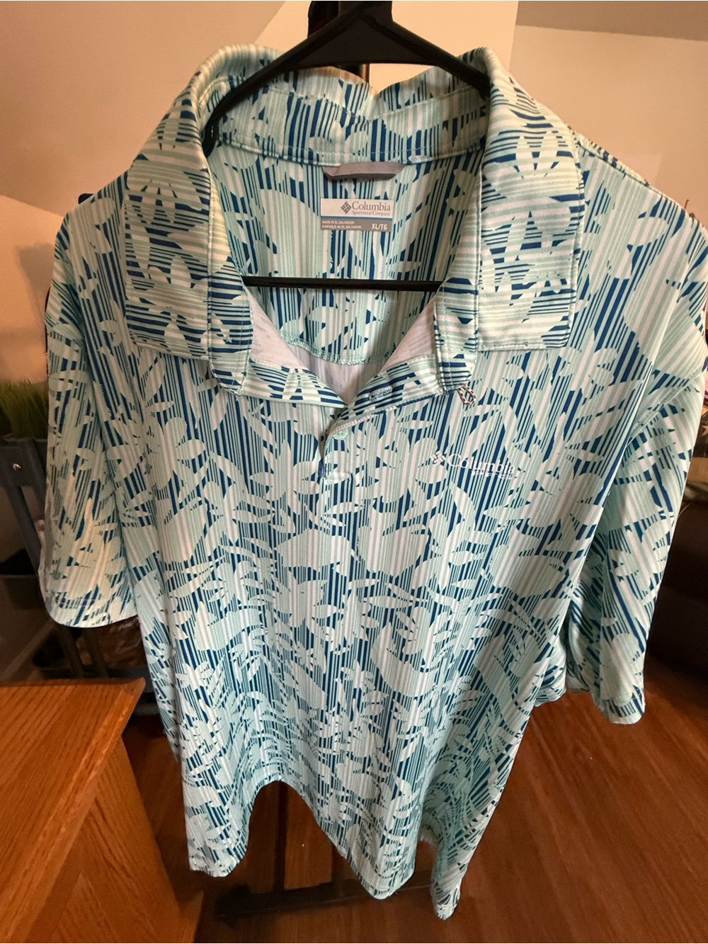 Columbia PFG Men’s Aqua Blue Floral-Striped Performance Polo